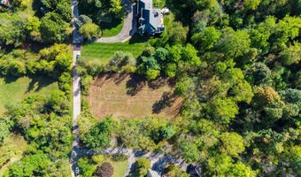 244 Barton Shore Dr, Ann Arbor, MI 48105