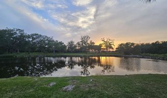 257 JASMINE St, Atlantic Beach, FL 32233
