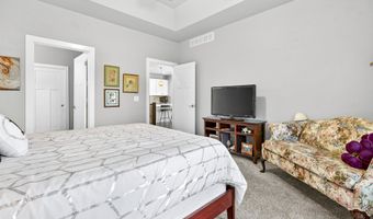1608 STANTON Cir, Appleton, WI 54915