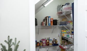 953 Ambergate Sta, Apex, NC 27502