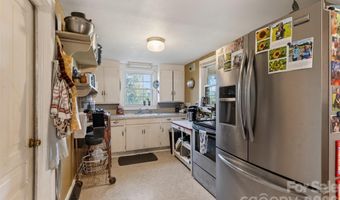 32547 Valley Dr, Albemarle, NC 28001