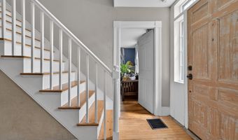 290 Leighton Rd, Augusta, ME 04330