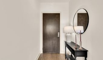 2550 17TH St NW 317, Washington, DC 20009