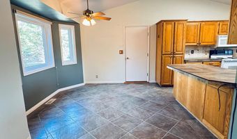 1392 Rich Ln, Blackfoot, ID 83221