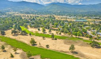 738 Fairway Ct, Ashland, OR 97520