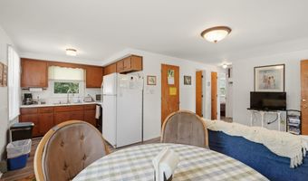 5358 S Highpoint Dr, Albion, IN 46701