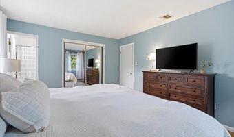 2705 ANDREA Dr, Allentown, PA 18103