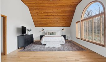 28 E Ridge Ct, Cheshire, CT 06410