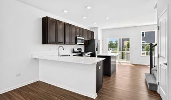 415 Cold Spring St, Algonquin, IL 60102