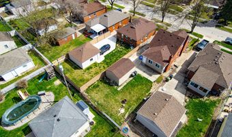 7210 Buckingham Ave, Allen Park, MI 48101