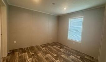 46 Quarry Hill Ests 46, Akron, NY 14001