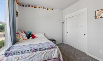 2988 NE Clearwater Dr, Albany, OR 97321