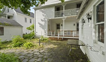 16 Lincoln Ave, Amsterdam, NY 12010