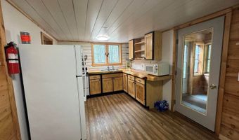 6 Maple Dr, Abbot, ME 04406