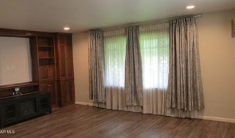 100 Lynndale Rd, Altoona, PA 16602