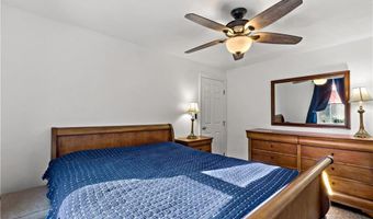 70 Pettee Ave, North Kingstown, RI 02852