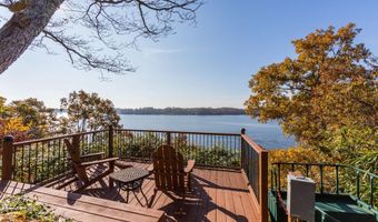 209 WINCHESTER BEACH Dr, Annapolis, MD 21409