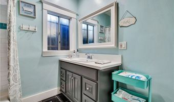 4562 Lomita, Los Angeles, CA 90019