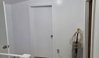 327 Forest Ave, Bangor, ME 04401