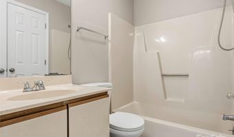 102 Abbey Cir, Asheville, NC 28805