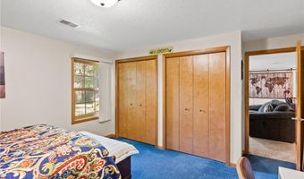 615 Woodsmen Dr NE, Alexandria, MN 56308