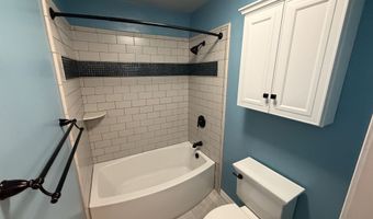 656 Mac Beth Dr, Avon, IN 46123