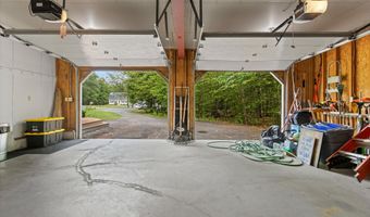 15 S Ridge Dr, Standish, ME 04084