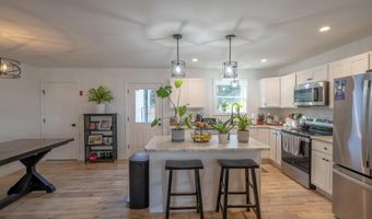 30 Firefly Ln, Bangor, ME 04401