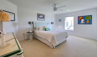 205 E SAVANNAH Rd, Lewes, DE 19958