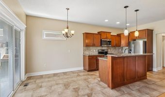 1307 S 13th St, Adel, IA 50003