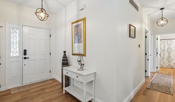 910 NE 45th St, Ankeny, IA 50021