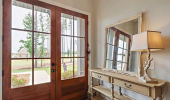 221 Lost Oak Ln, Brandon, MS 39047