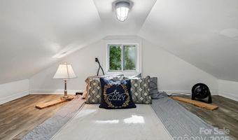 4235 Howie Cir, Charlotte, NC 28205