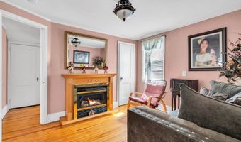 43 Everett Dr, Andover, NJ 07801
