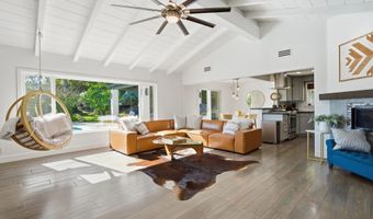 455 Glencrest Dr, Solana Beach, CA 92075