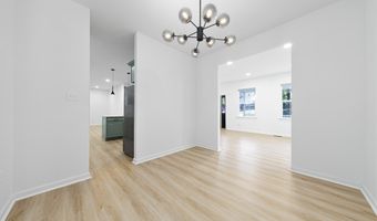 2032 S LANGLEY St, Arlington, VA 22204