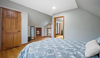 43 Darling Parke Dr, Bangor, ME 04401