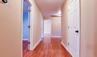 283 Creekside Dr, Arnoldsville, GA 30619