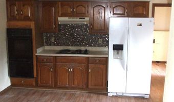 57 Hopson St, Auxier, KY 41602