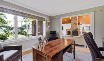 129 Loon Call Dr, Belgrade, ME 04917
