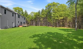 1 Cassidy Trl, Coventry, RI 02816