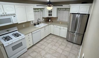 241 Warren Ave Ave, Bellmawr, NJ 08031