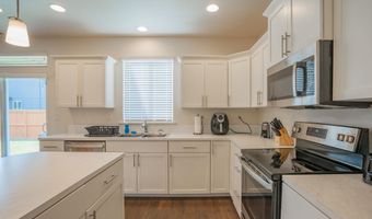 516 Churchill Downs St SE, Albany, OR 97322