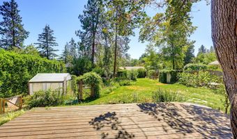 840 Harmony Ln, Ashland, OR 97520
