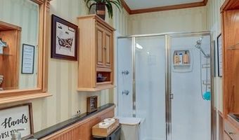 133 Downs Dr, Benton, LA 71006