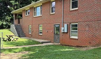 609 Piney Mountain Rd, Appomattox, VA 24522