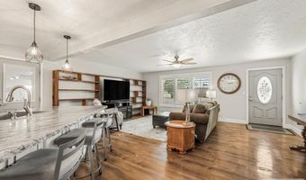 30 Parker Ave, Blackfoot, ID 83221