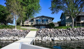 196 W Lake Dr, Arlington, SD 57212