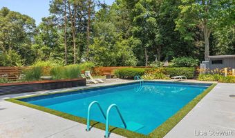 1235 Thornapple River Dr SE, Ada, MI 49301