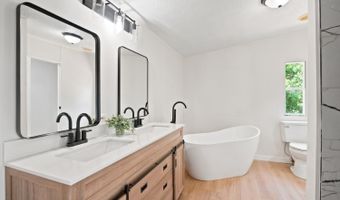 175 Meadowview Ln, Axton, VA 24054